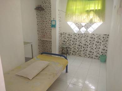 Room in Kota Kinabalu, SBH