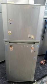 Ais Samsung Silver Peti Sejuk Refrigerator Fridge
