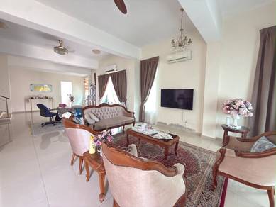 Semi-Detached House For Sale in Ayer Keroh,MLK