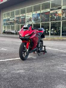 Honda CBR150R