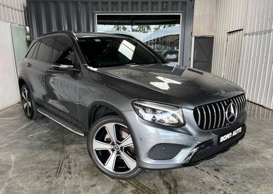Mercedes Benz GLC200 200 (CKD) in Perai, PNG