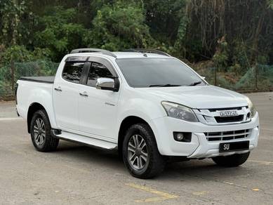 Isuzu D-Max V-CROSS 4x4 in Tawau, SBH