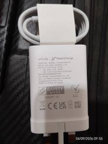 vivo 44w flash charge adapter and cable