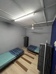 Room in Ampang, SGR