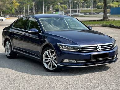 Volkswagen Passat TSI HIGHLINE (CKD) in Sungai Besi, KUL