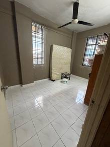 Flat For Rent in Taman Seri Janggus