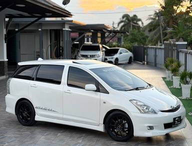 Toyota Wish TYPE E in Kota Bharu, KTN