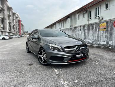 Mercedes Benz A250 250 AMG LINE in Jelutong, PNG
