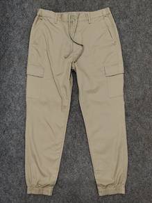 uniqlo cargo pant