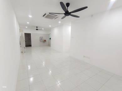 Condominium For Rent in Casa Idaman 2
