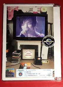 BJORK - LIVE AT SHEPHERDS BUSH EMPIRE DVD Video