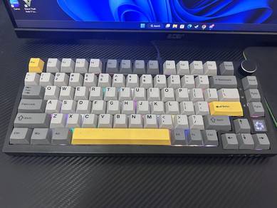 Keyboard for sale