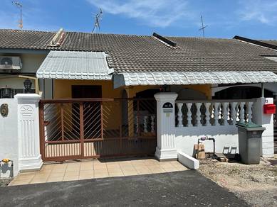 1-storey Terraced House For Sale in Bukit Beruang,MLK