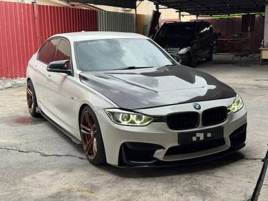 BMW 320i 20i SPORTS (CKD) in Kajang, SGR
