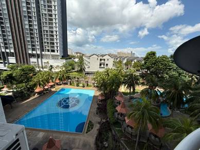 Condominium For Sale in N-Park Condominium