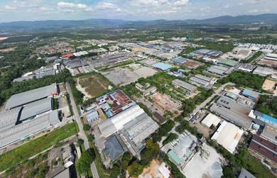 Warehouse / Factory For Sale in Beranang,SGR
