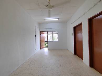 Apartment For Sale in Alpha Arena Apartment