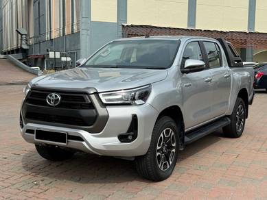 Toyota Hilux V in Seri Kembangan, SGR