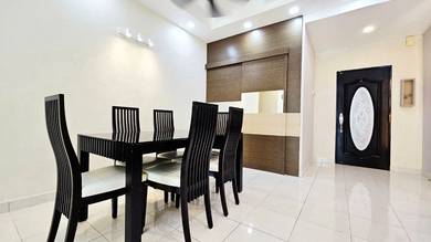 Condominium For Sale in Regency Heights