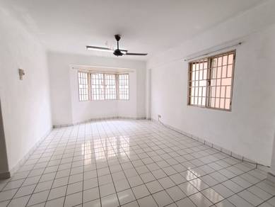 Apartment For Sale in Desa Dua Aman Puri