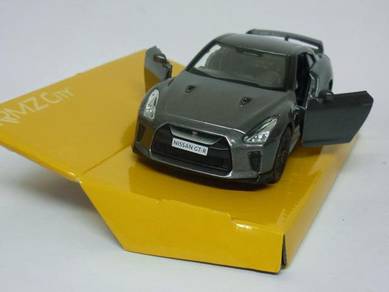 Nissan SKYLINE GTR R35 1/36 grey w black rims