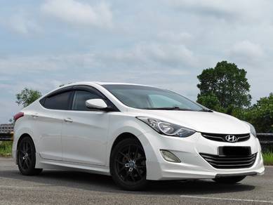 Hyundai Elantra PREMIUM in Masai, JHR