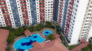 Apartment For Sale in Vista Pinggiran