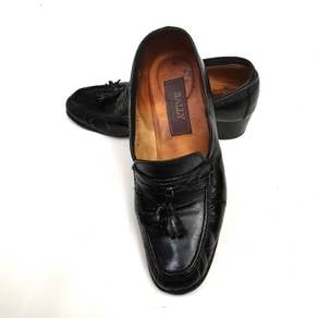 Vintage Bally Black Kilted Tassel Women's Loafers