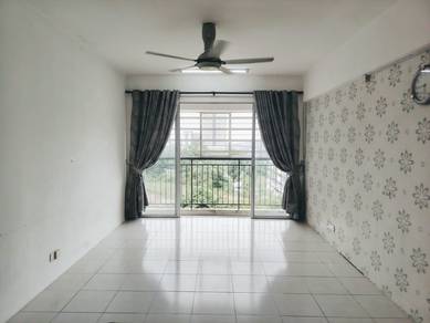 Apartment For Rent in Hijauan Heights