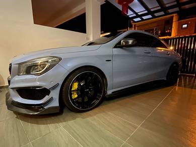 Mercedes Benz CLA250 250 (CBU) in Segamat, JHR