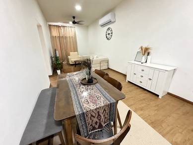 Condominium For Rent in Lakefront Homes @ Cyberjaya