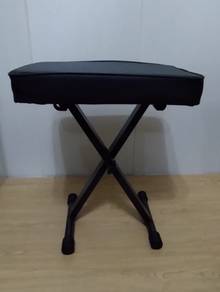 Adjustable Piano/Keyboard Stool