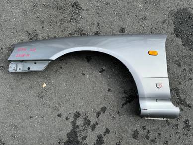 No 22-11-10 Skyline ER34 R34 GTT LH Fender Jpn