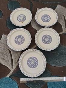 Arita Ware Vintage Porcelain Plate Set
