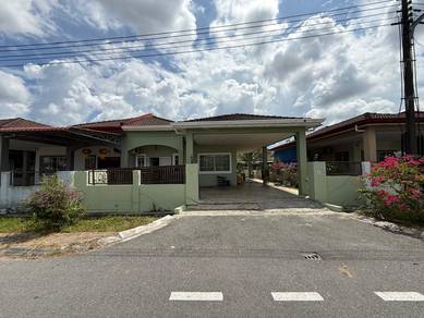 Semi-Detached House For Sale in Kuching,SWK