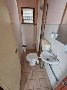 Condominium For Sale in Laksamana Puri Condominium