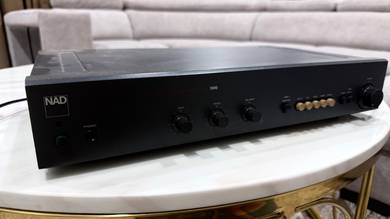 NAD 1000 Pre Amp
