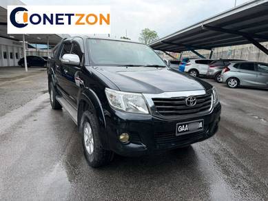 Toyota Hilux G in Kuching, SWK