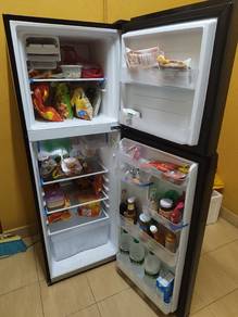 Fridge to sell