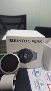 suunto 5 peak sport watch