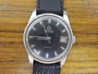 Vintage Titus watch