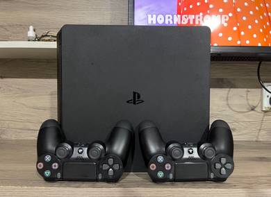 playsattion 4 slim