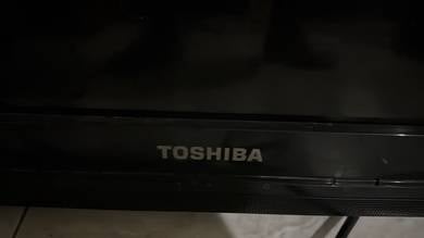 Toshiba REGZA 42-inch 720p HD multi-system LCD