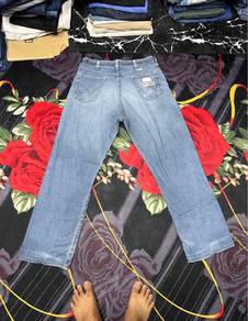 seluar jeans wrangler saiz 32