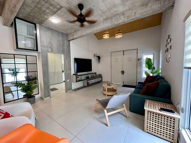 1.5-storey Terraced House For Sale in Georgetown,PNG
