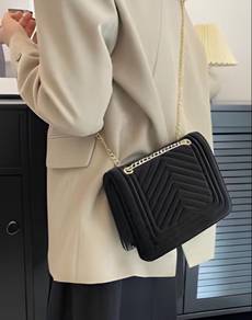 Black Quilted Shoulder Bag with Chain Strap