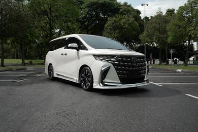 Toyota Alphard 2.5 SC in Cheras, KUL