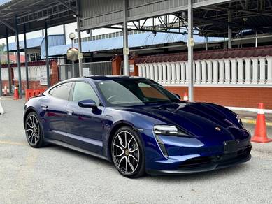 2023 Porsche Taycan -