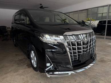 Toyota Alphard X in KL City, KUL