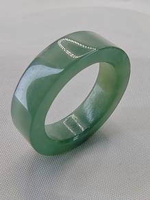 Icy Ice Bluish Green Jadeite Jade / US SIZE 9.25